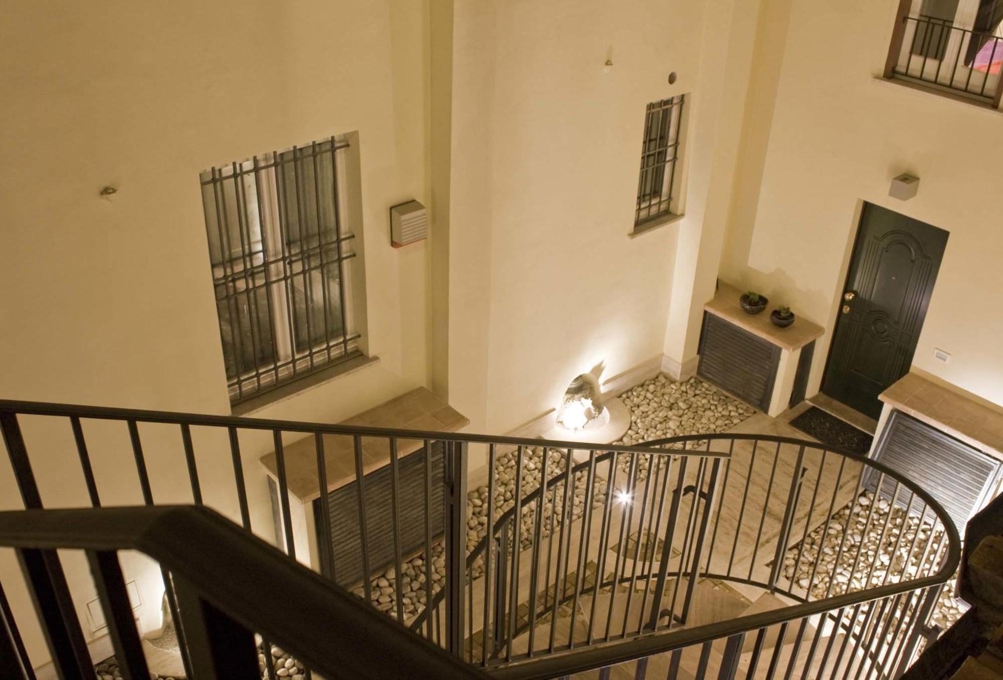 Nostromondo Ciancaleoni Palace *