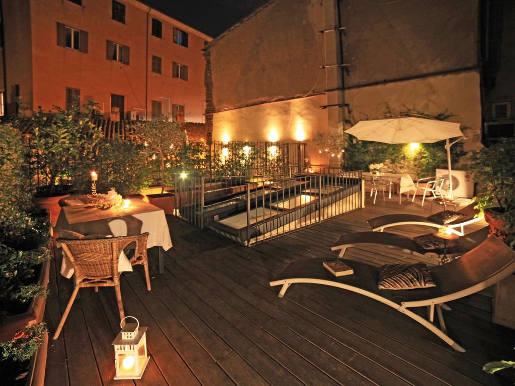 Nostromondo Ciancaleoni Palace Rome