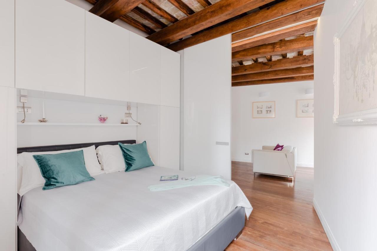 Nostromondo Ciancaleoni Palace Apartment Rome